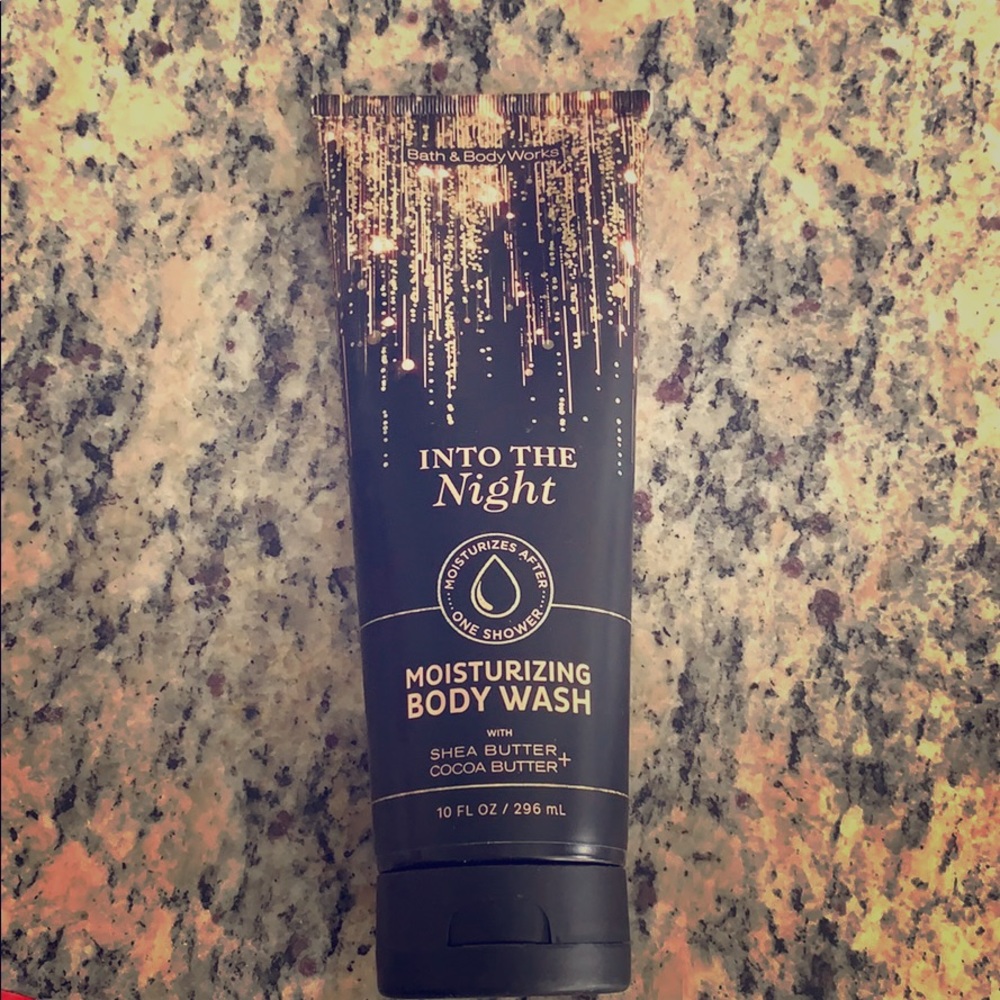 Into the Night Moisturizing Body Wash